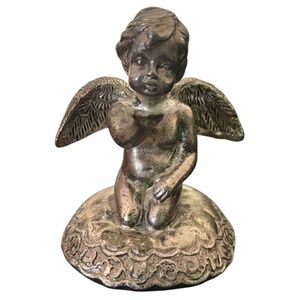 Vintage Cherub Angel Blowing Kiss Figurine 3 1/2” Christmas Heavenly Metallic